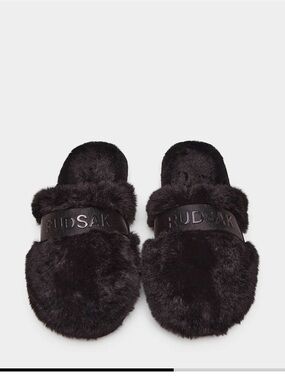 RUDSAK Black slipper